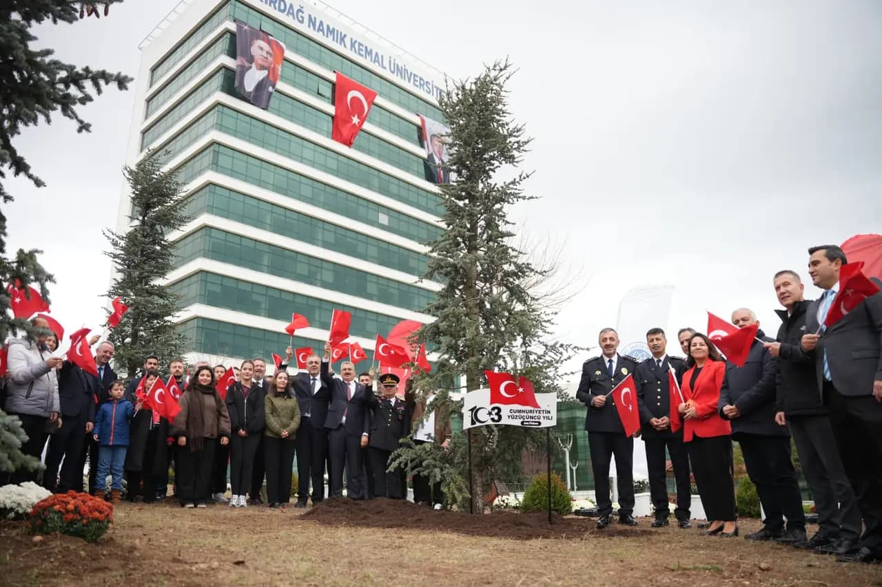Cumhuriyet'in 103. Yılında “Cumhuriyet Fidanı” Dikim Töreni Gerçekleştirildi