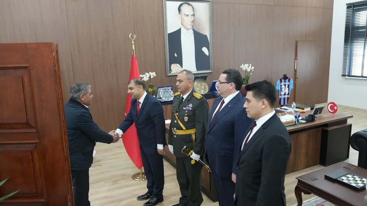 Marmaraereğlisi'nde 29 Ekim Cumhuriyet Bayramı Tebrikat Töreni