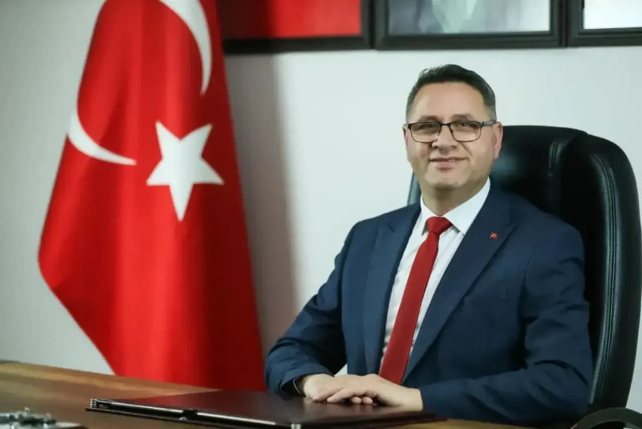AK Parti Çerkezköy İlçe Başkanı Salih Azbay'dan 29 Ekim Mesajı