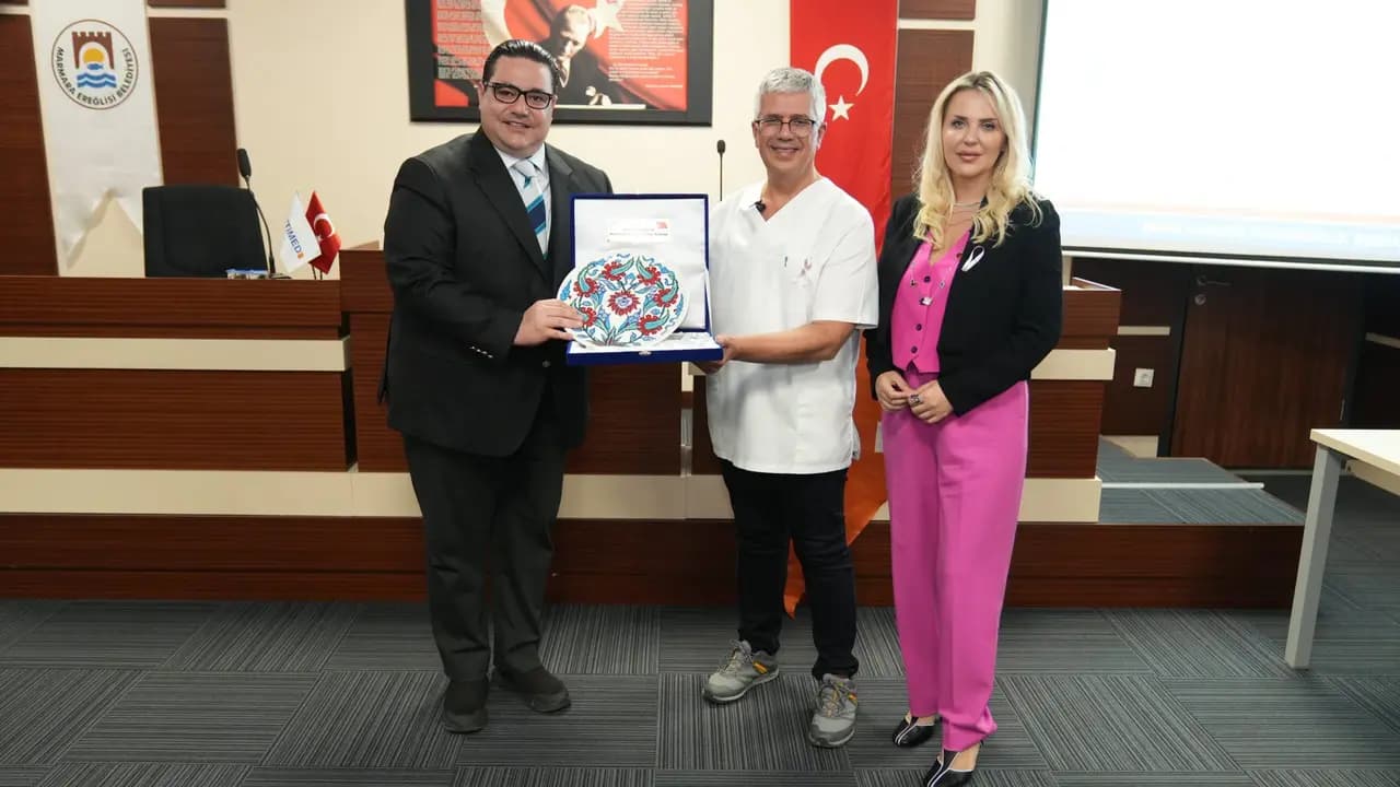 Marmaraereğlisi'nde Meme Kanseri Farkındalık Semineri Düzenlendi