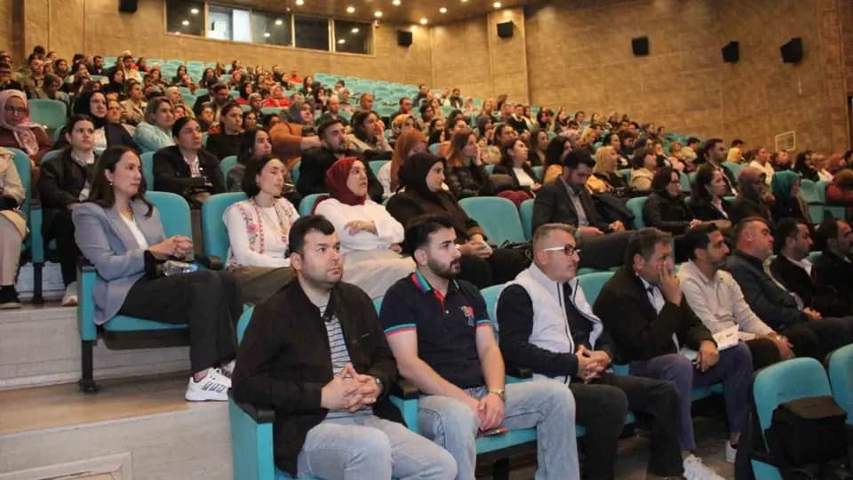 Aile ve Sosyal Hizmetler Personeline Afet Farkındalık Eğitimi Verildi