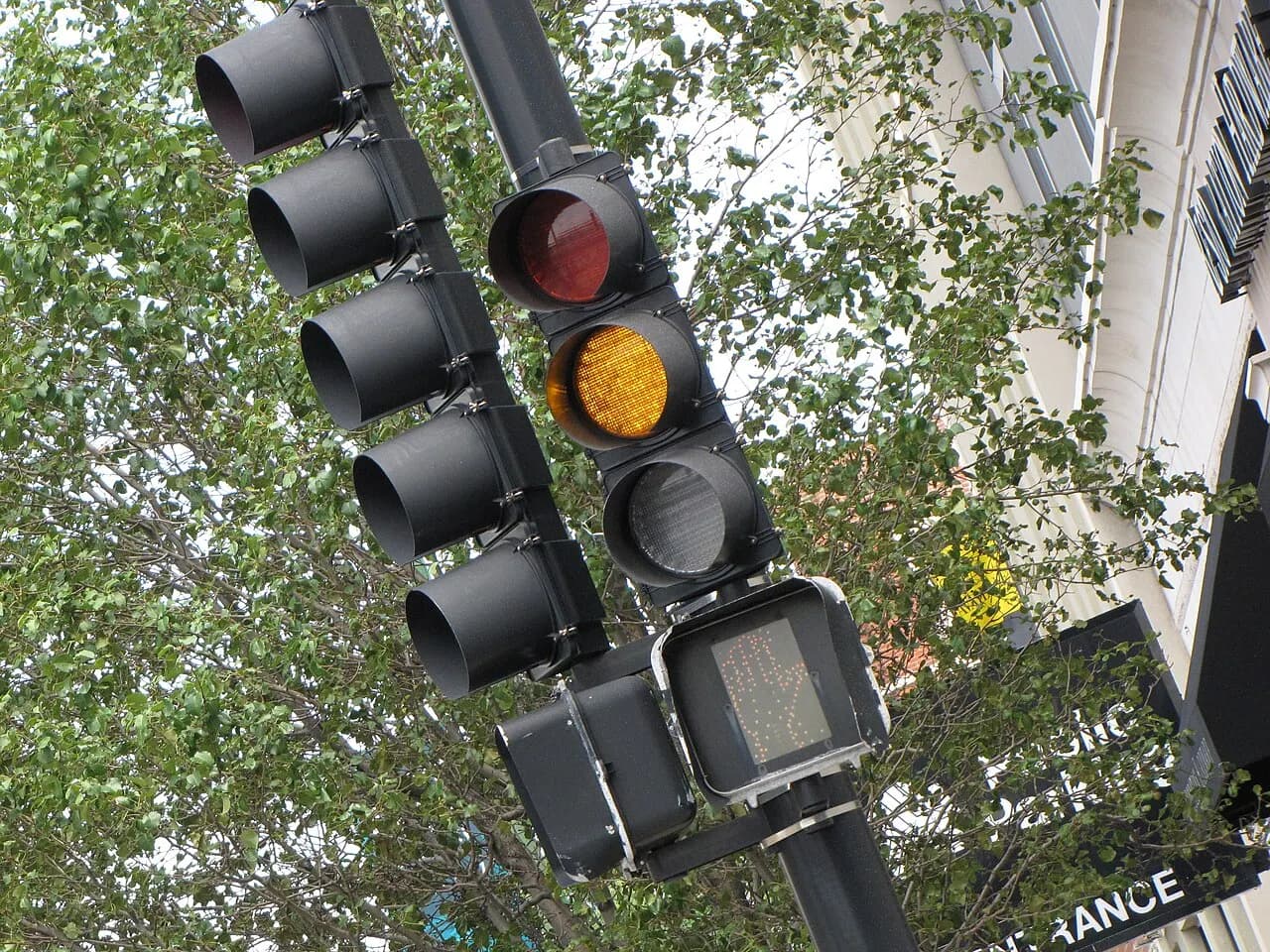 Kapaklı'da Yıldızkent Kavşağı'nda trafik yoğunluğu sürücüleri zorluyor