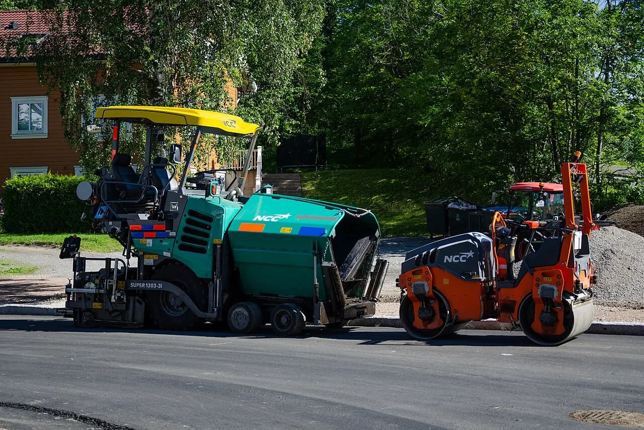 Çerkezköy Uğur Mumcu Caddesi'nde Taşlar Yeniden Sökülüyor